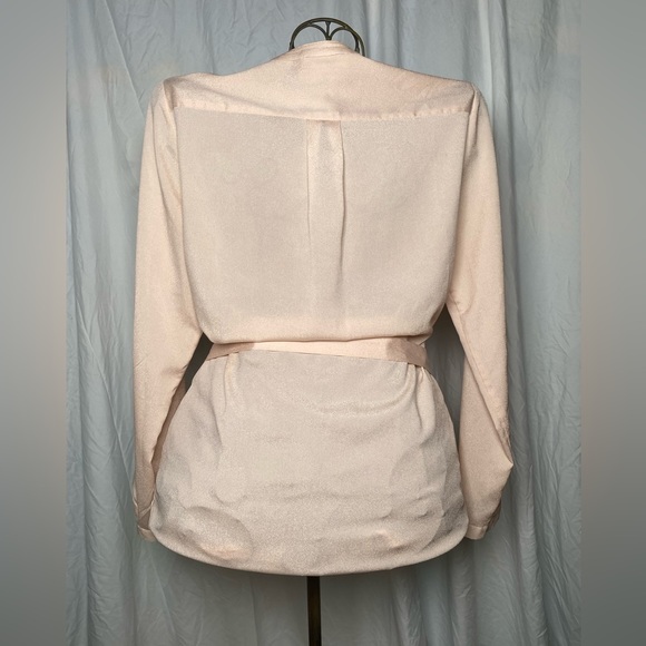 Long sleeve Stunning Blouse - Picture 3 of 4